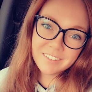 Meet your Posher, Holly